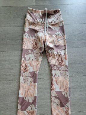 Women's Nike Leggings